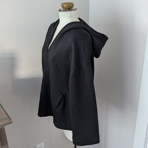 Max Studio Contemporary Waffle Pullover Hoodie